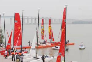 競帆黃河！首屆三門峽“黃河船奇”帆船公開賽起航